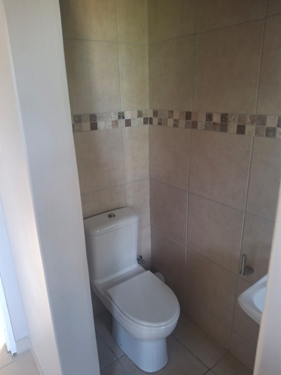 4 Bedroom Property for Sale in Vanes Estate Eastern Cape